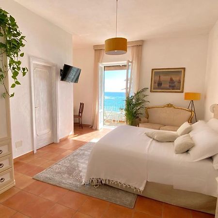 Villa Bina Sea Hotel Sant'Angelo  Ngoại thất bức ảnh