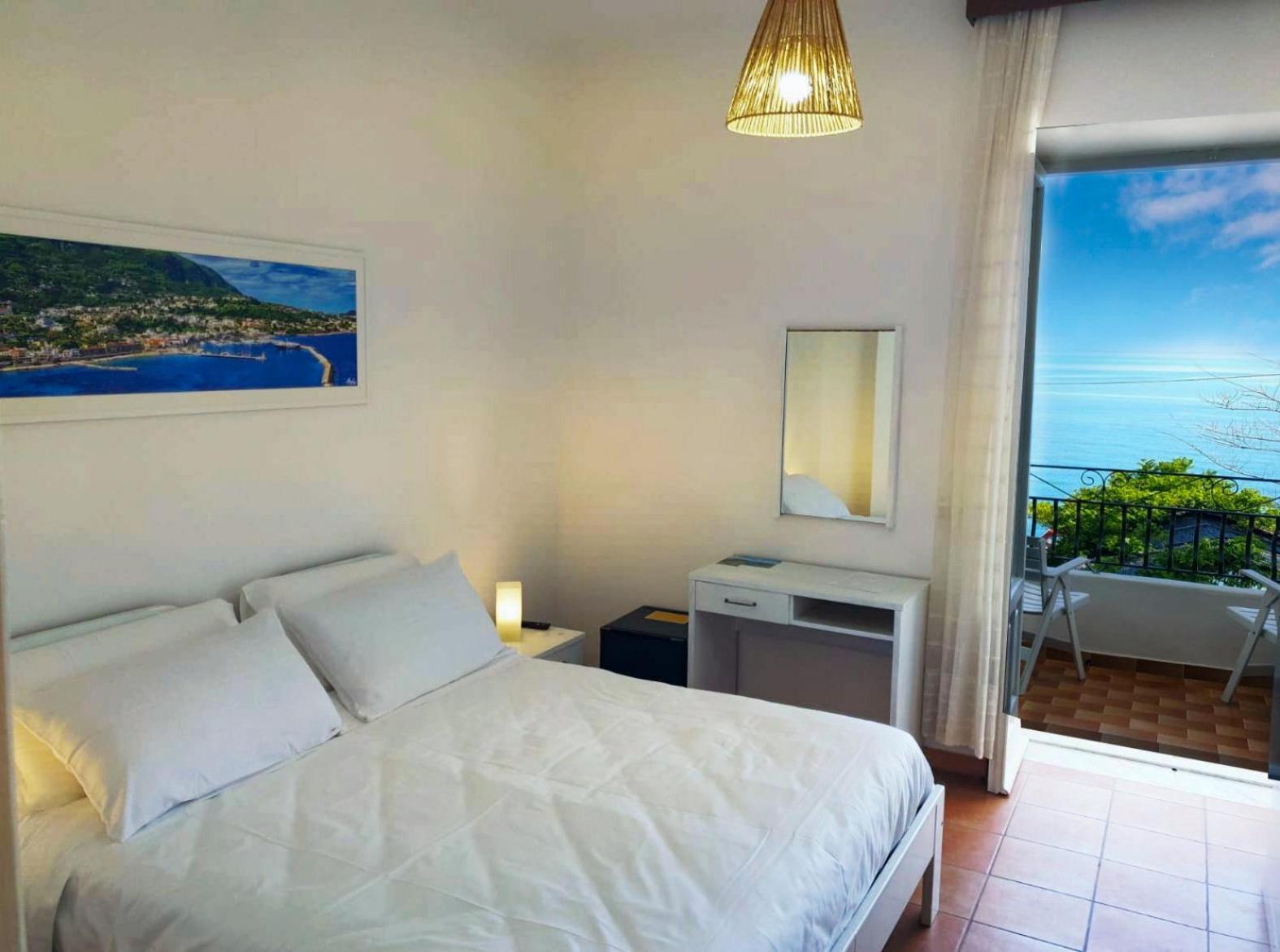 Villa Bina Sea Hotel Sant'Angelo  Ngoại thất bức ảnh