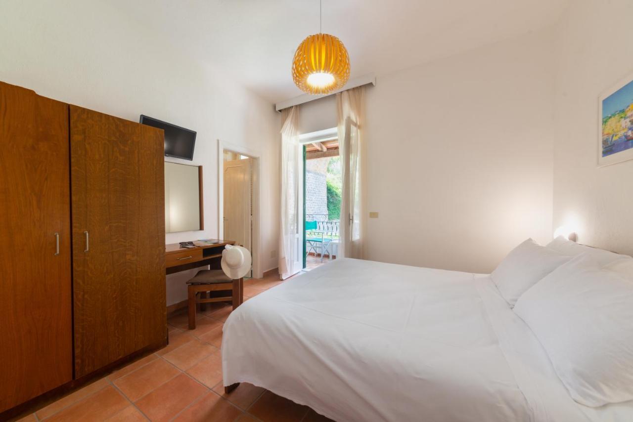 Villa Bina Sea Hotel Sant'Angelo  Ngoại thất bức ảnh