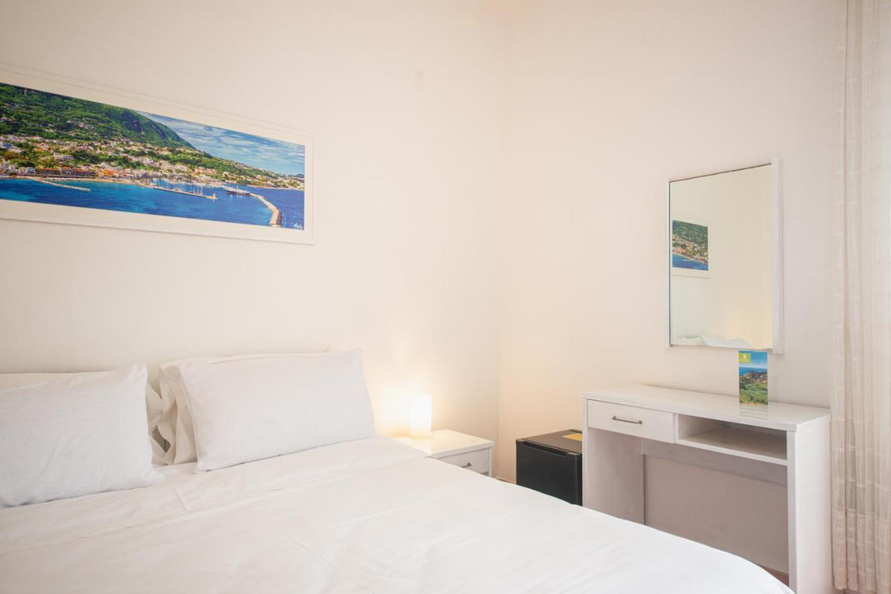 Villa Bina Sea Hotel Sant'Angelo  Ngoại thất bức ảnh