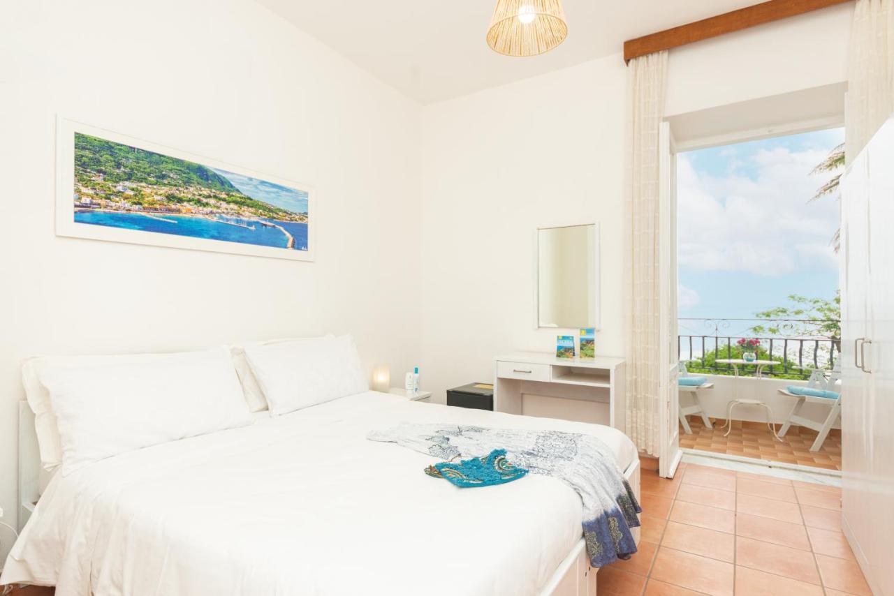 Villa Bina Sea Hotel Sant'Angelo  Ngoại thất bức ảnh